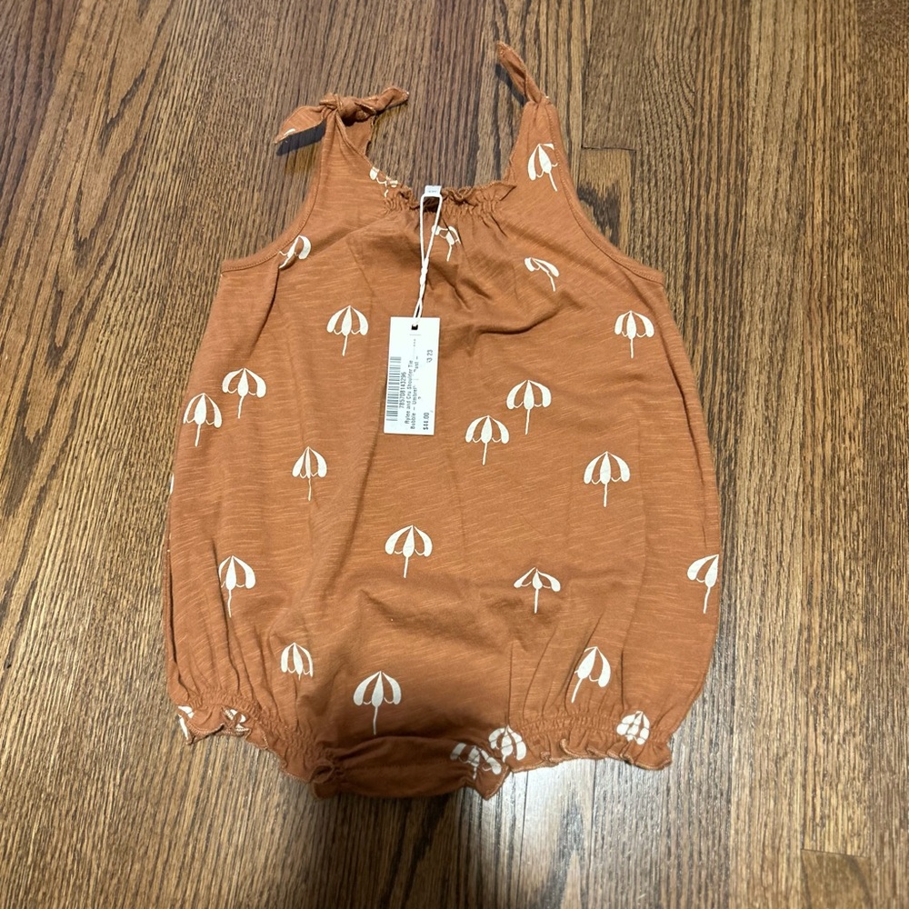 BNWT Rylee + Cru Romper with Umbrella Print